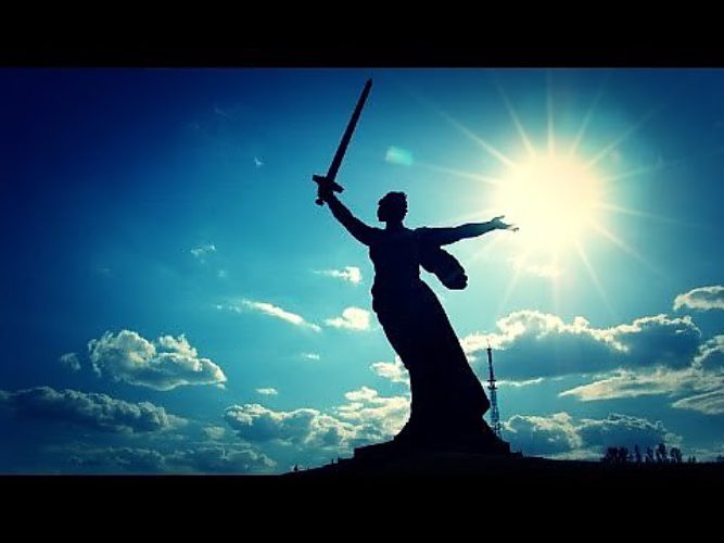 Футболка с нами бог cmh. Клип мы русские. Футболка с нами бог cmh. Клип с нами бог. Донбасс за нами.