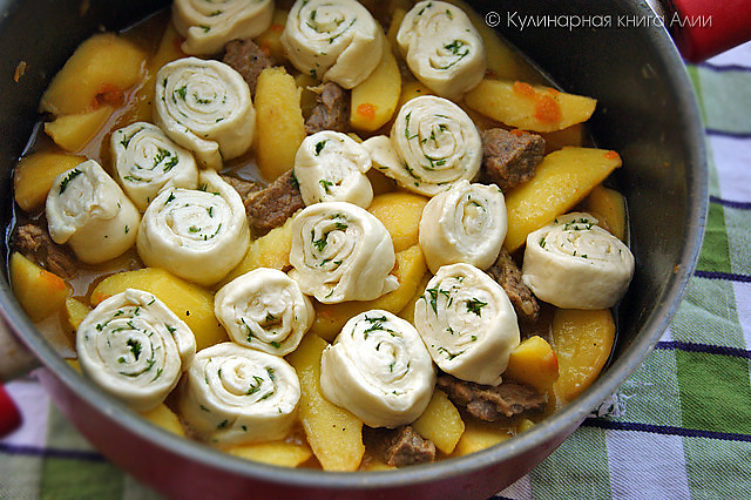 Штрудли с мясом и картофелем по немецки рецепт с фото пошагово в казане