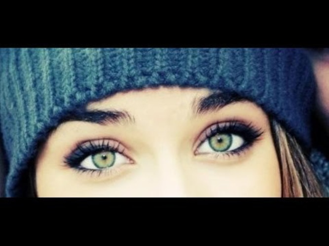 Глазки ее глазки каспийский. Каспийский груз глаза ее глазки. Глаза ее глазки. В ее глазах. Глаза ее Каспийский груз.