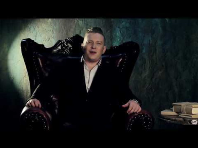 Биштов адиюх. Исполнитель песни хожу хмельной. Слушать песни хожу хмельной. Горькийчайбиштовазамаь. Слушать песни хожу хмельной.