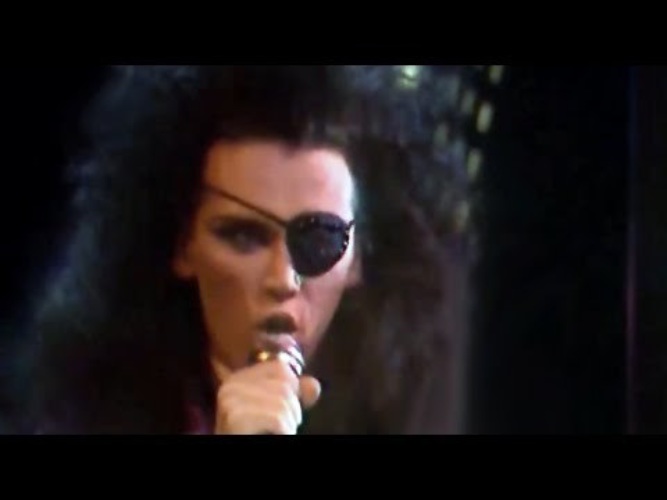 Pete Burns you Spin me Round. Dead or Alive you Spin me Round. You Spin me Round.