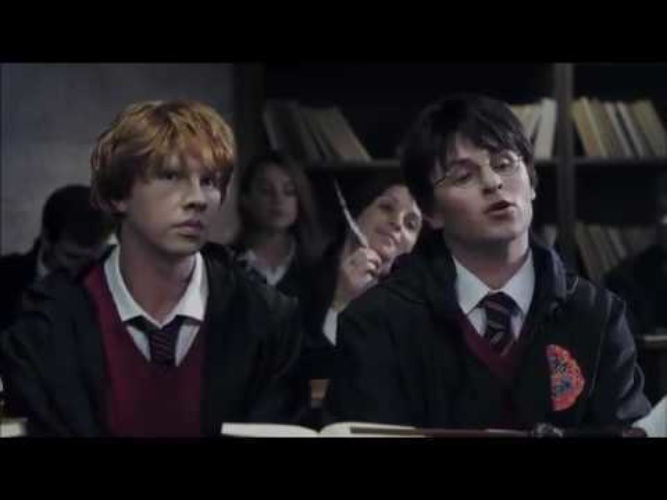 Harry potter russian subtitles. Пародия на Гарри Поттера фильм. Гарри Поттер пародия Гермиона. Супергерои Гарри Поттер. Гарри Поттер пародия Гарри Поттер пародия.