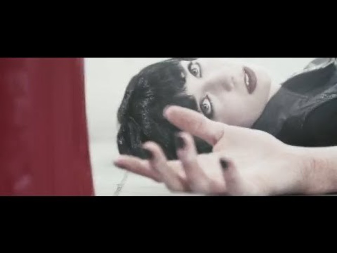 Skillet - "Not Gonna Die" OFFICIAL MUSIC VIDEO - Музыкальные клип...