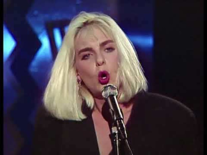 сэм браун певица. Sam brown stop 1988. Sam brown stop 1988. Stop 1988. Sam brown обложка альбома.