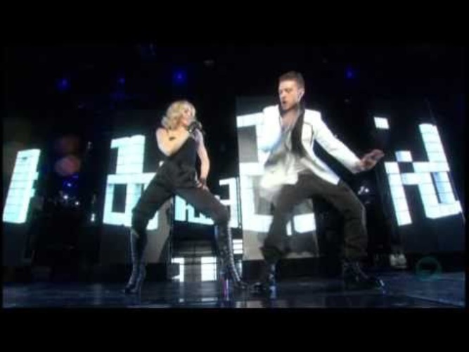 Мадонна и джастин тимберлейк. Justin Timberlake 4 minutes. Мадонна Тимберлейк 4. Madonna ft Justin Timberlake & Timbaland - 4 minutes. 4 Minutes Madonna Justin Timberlake.