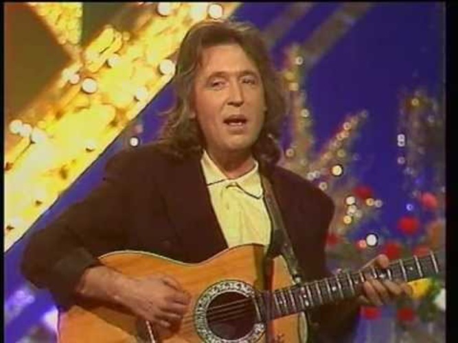 Певец похожий на малежика. Песня малежика двести лет. Песня малежика двести лет. Песня малежика двести лет. 200 лет песня малежика.