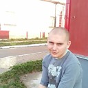 Лысый, 28 лет