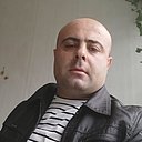 Давит, 43 года